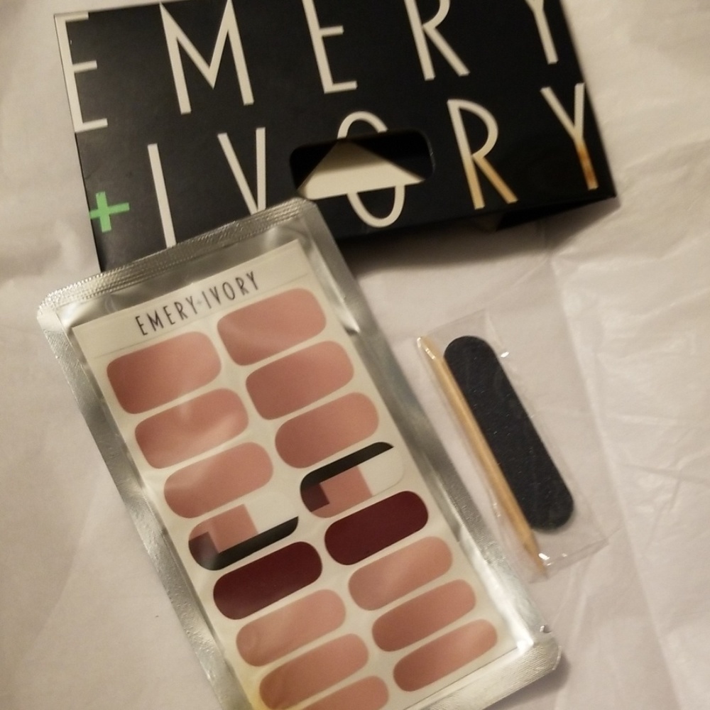 4/25 bundle item. Emery + Ivory Nail Wraps